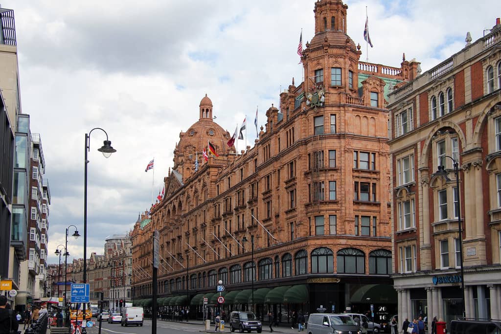 Luxury Shopping on Brompton Road
