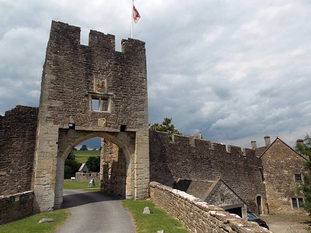 Castle Ruins and Grounds