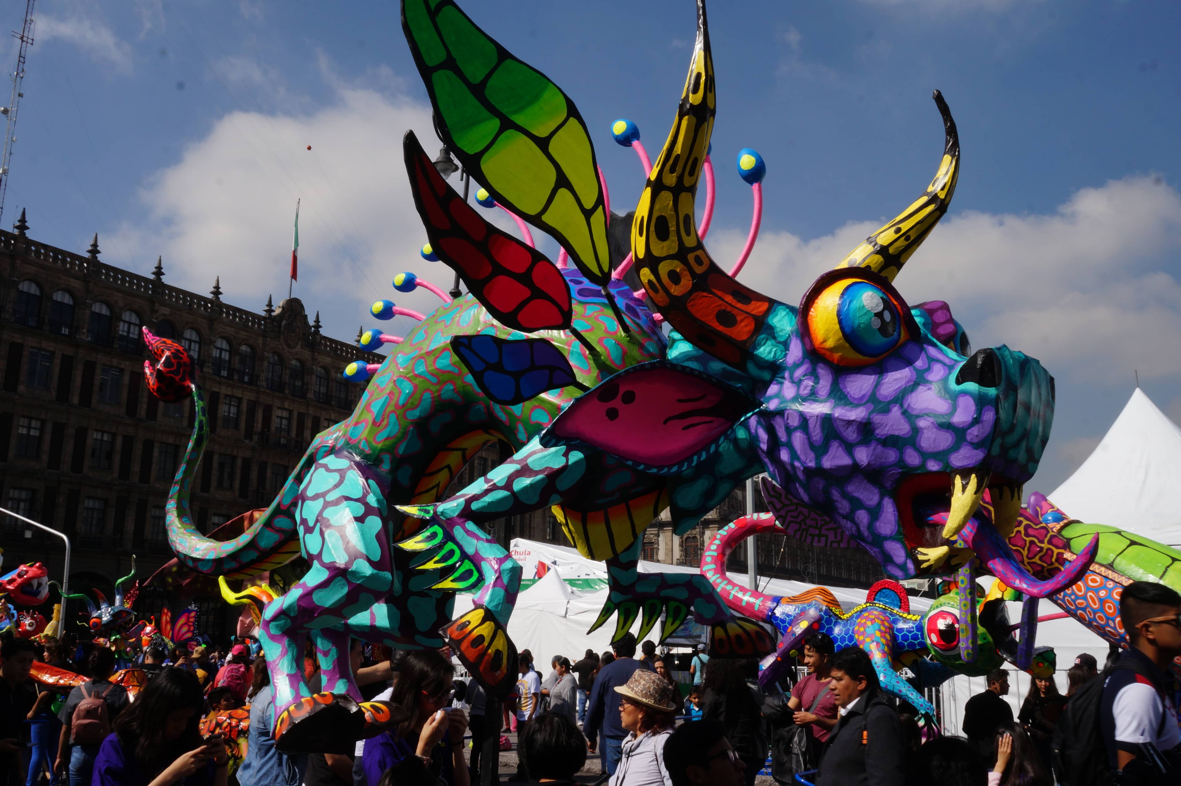 Interactive Shows & Parades