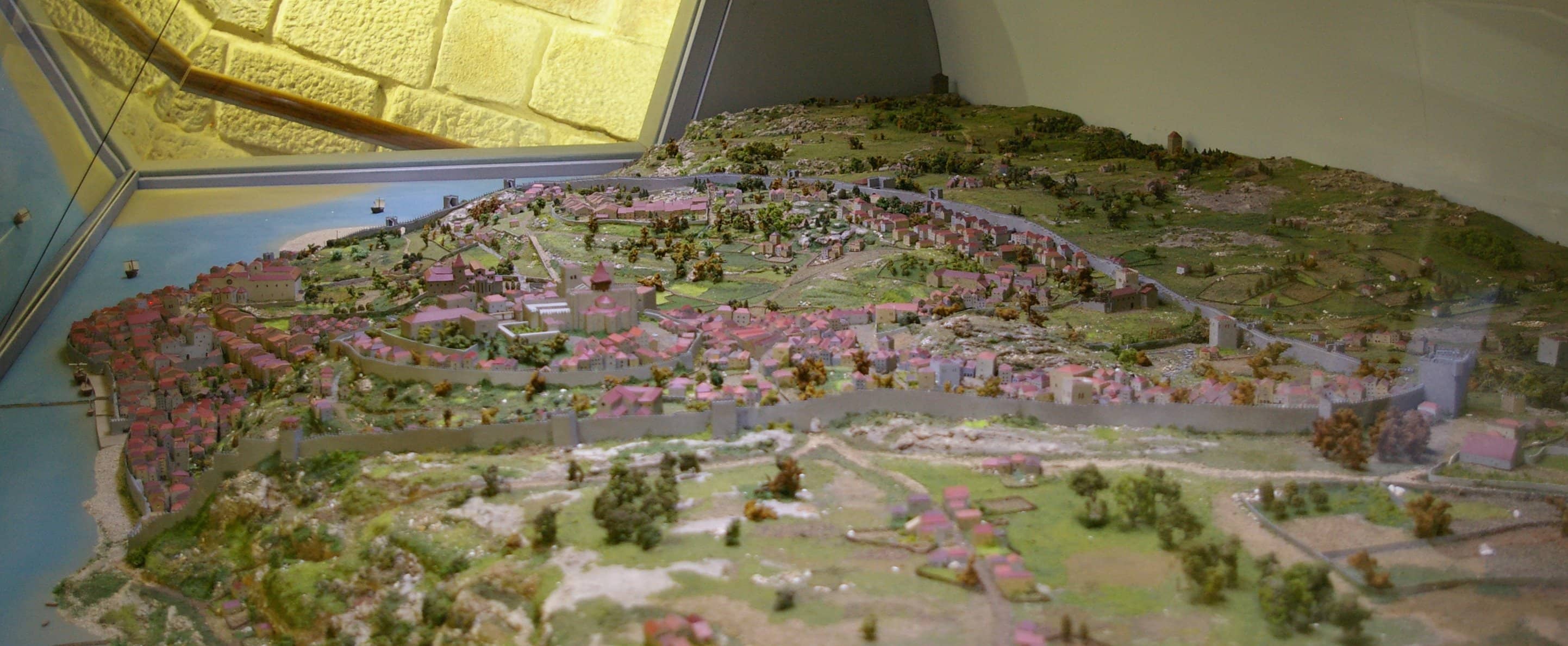 Medieval Customs House History