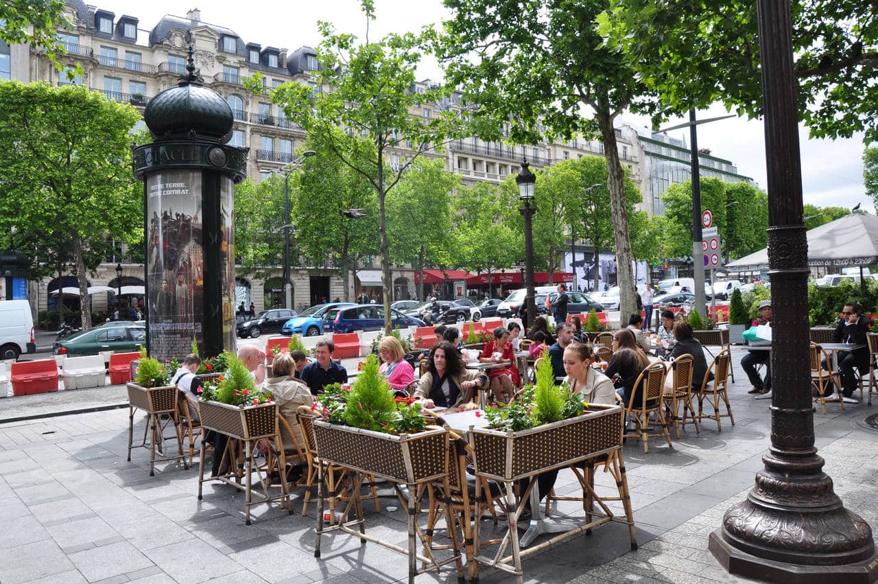 Charming Cafes & Bistros