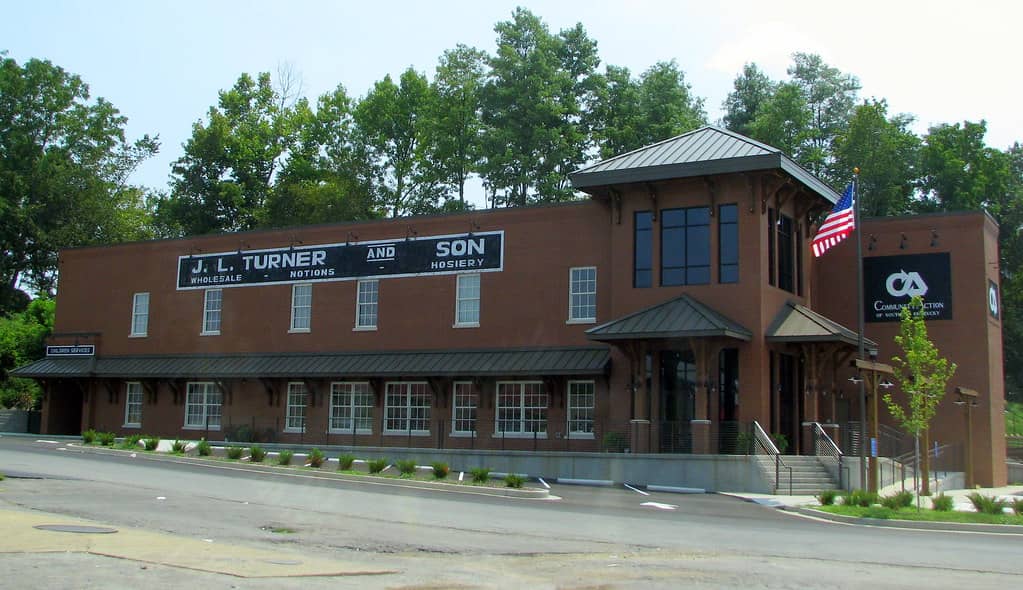 Local Boutiques & Cafes