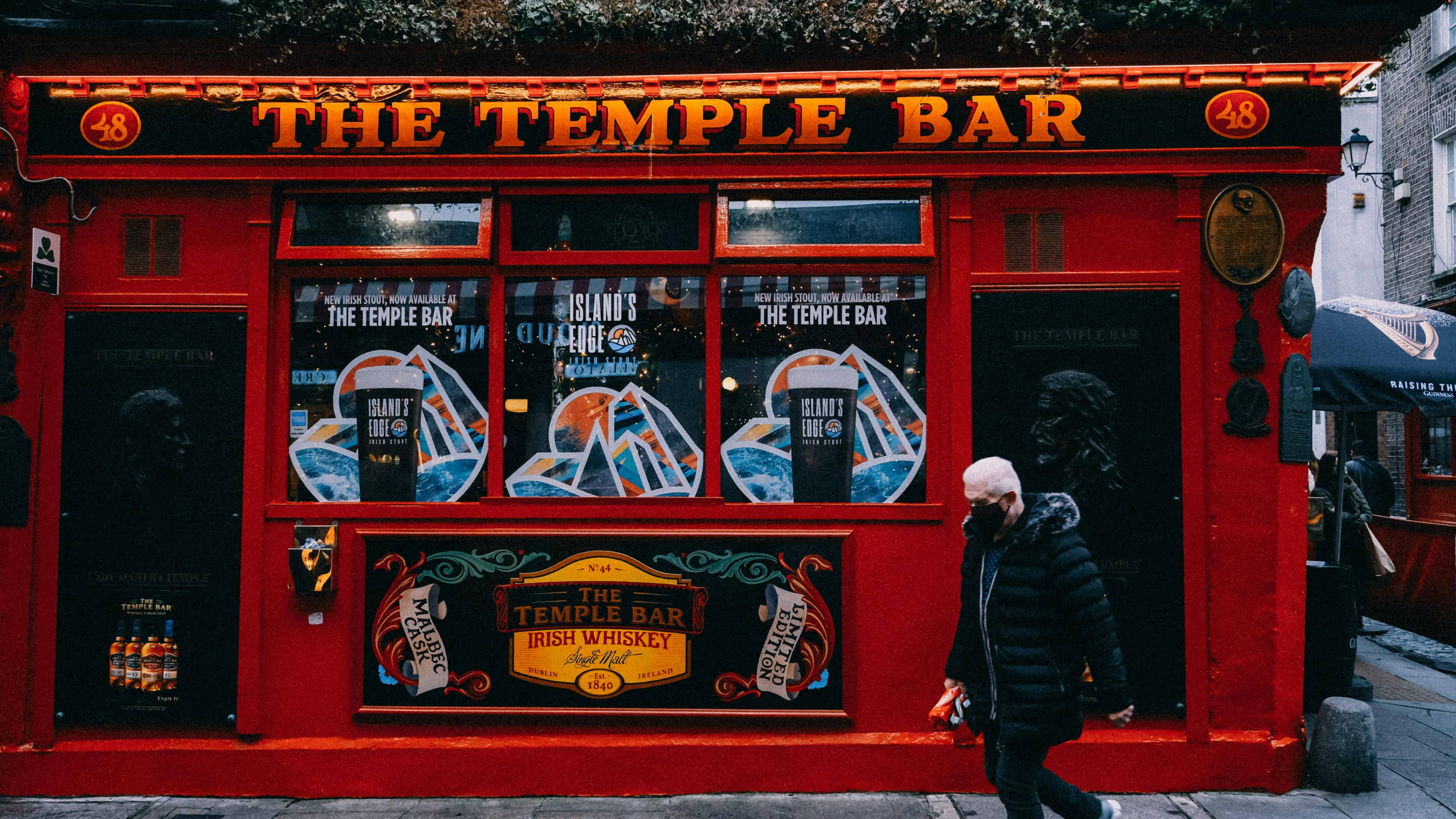 Temple Bar Pubs