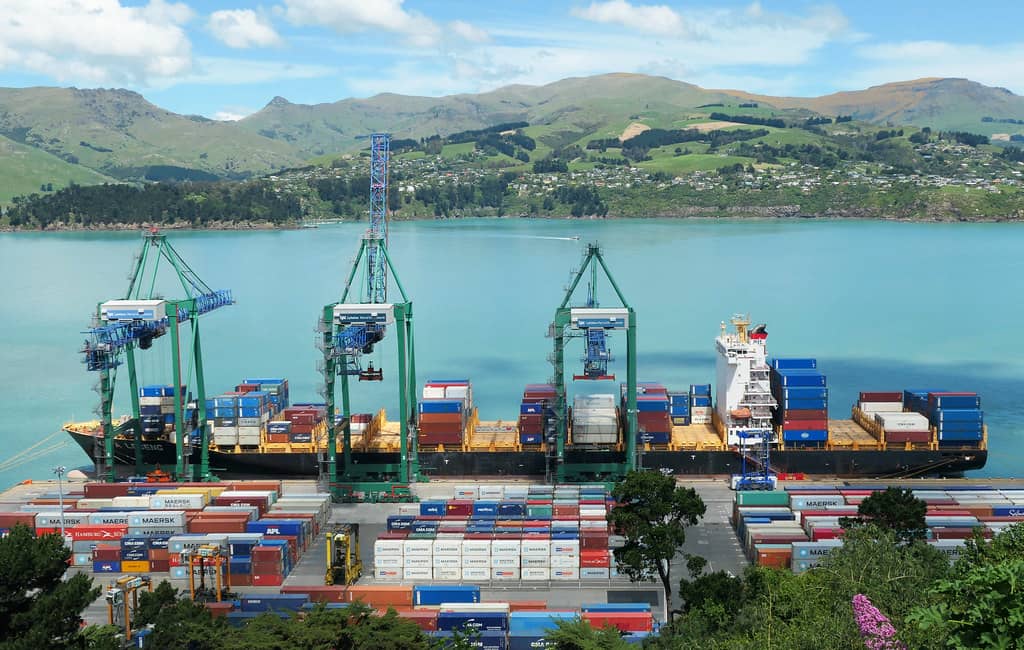 Panoramic Harbour Views