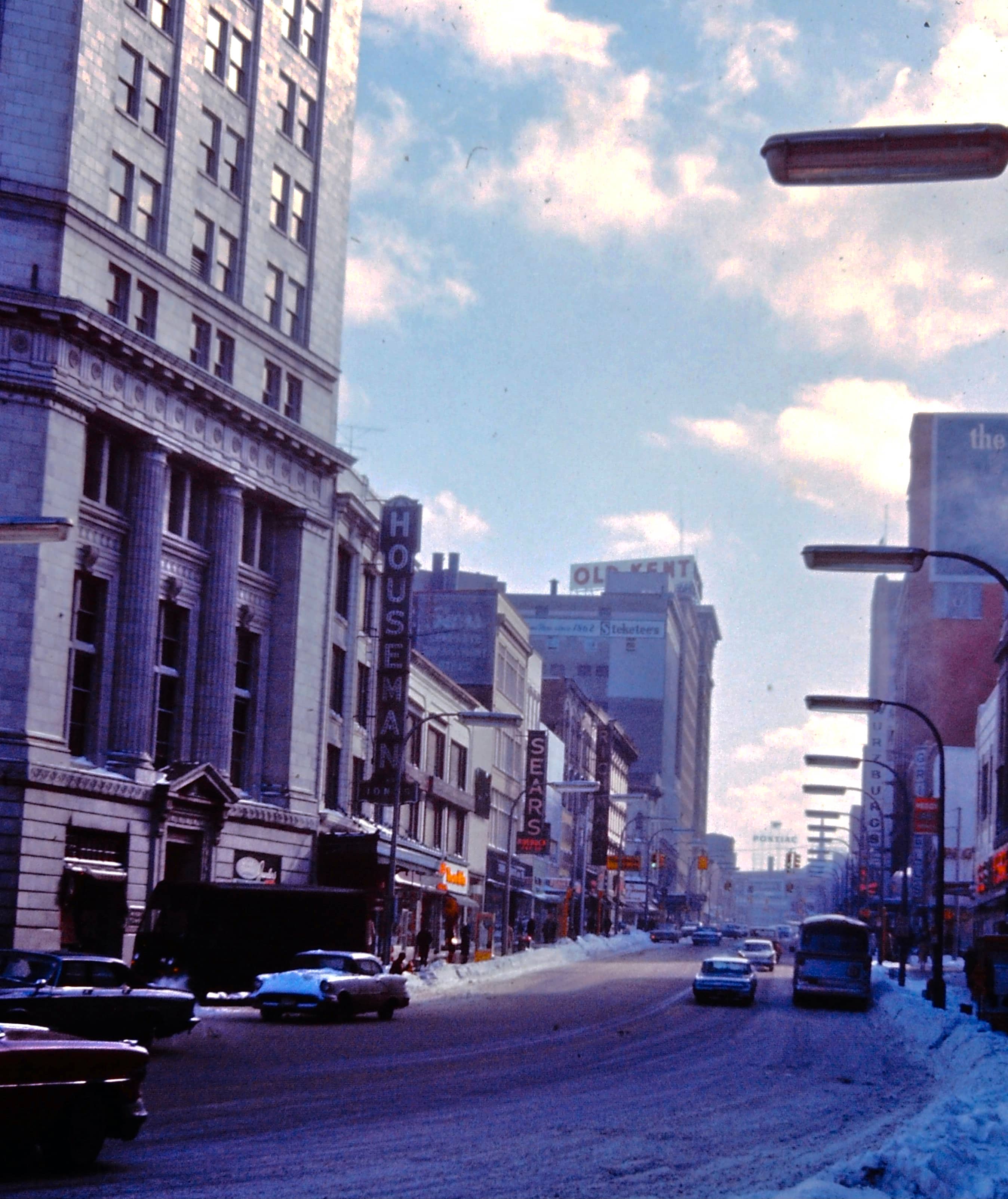 Monroe Center Shopping