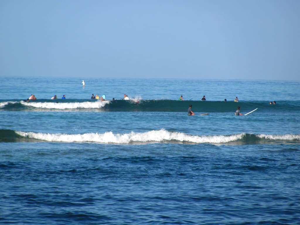 Gentle Waves for Surfing