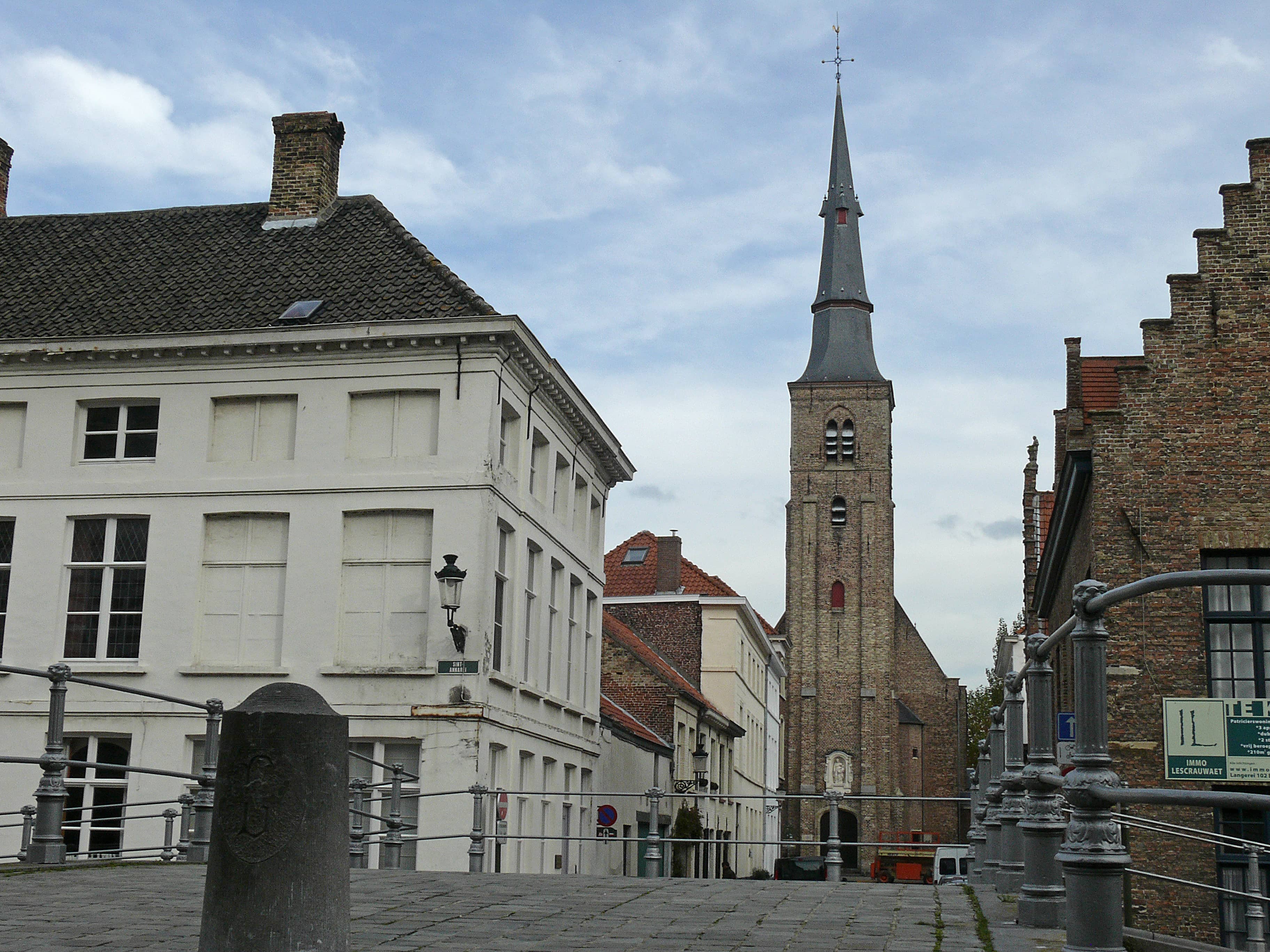 Intriguing Architecture