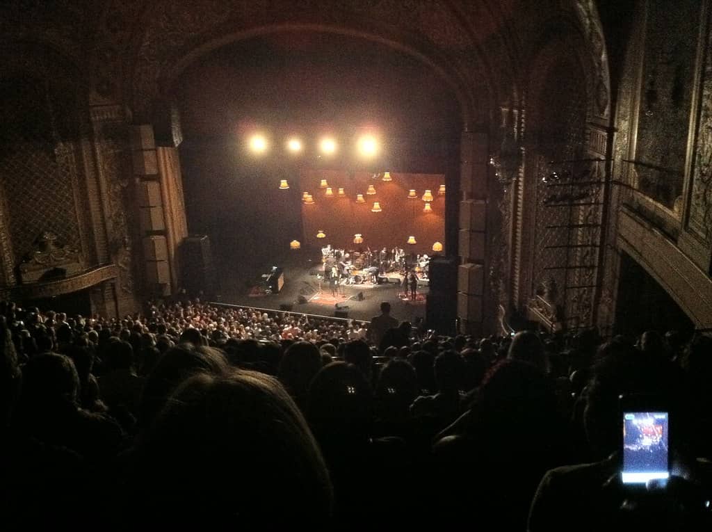 Big-Name Concerts & Comedy