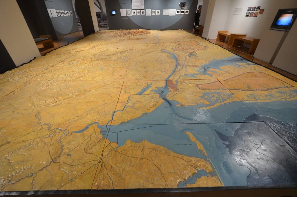 Helpful Staff & City Maps