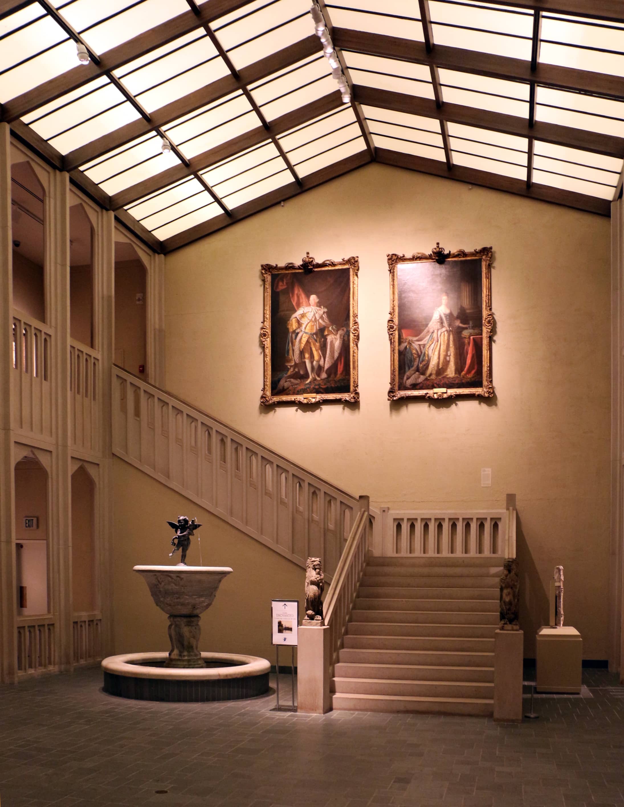 Rotating Indoor Galleries