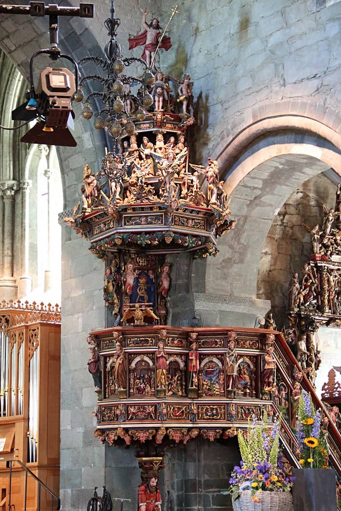 The Organ's Resonance