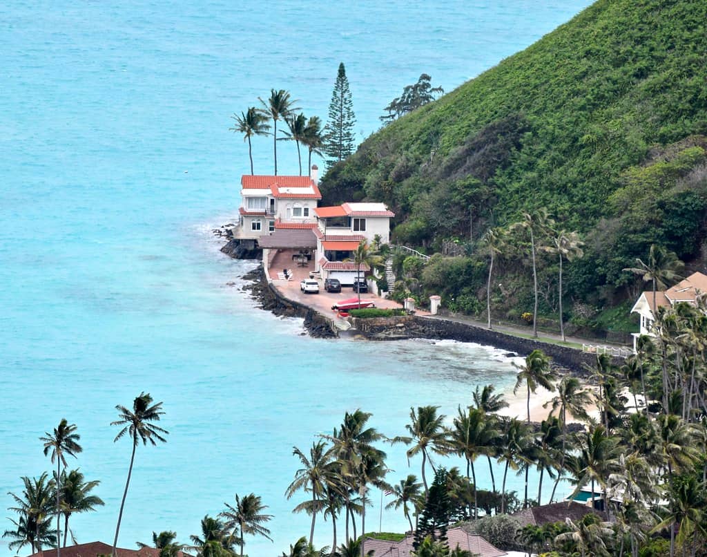 Lanikai Pillbox Trail