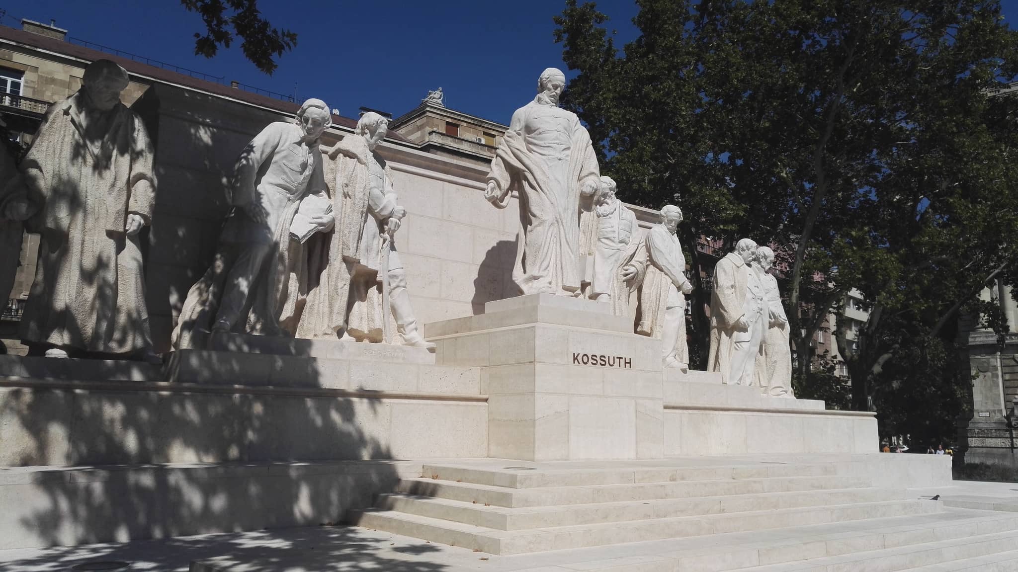 Kossuth Monument