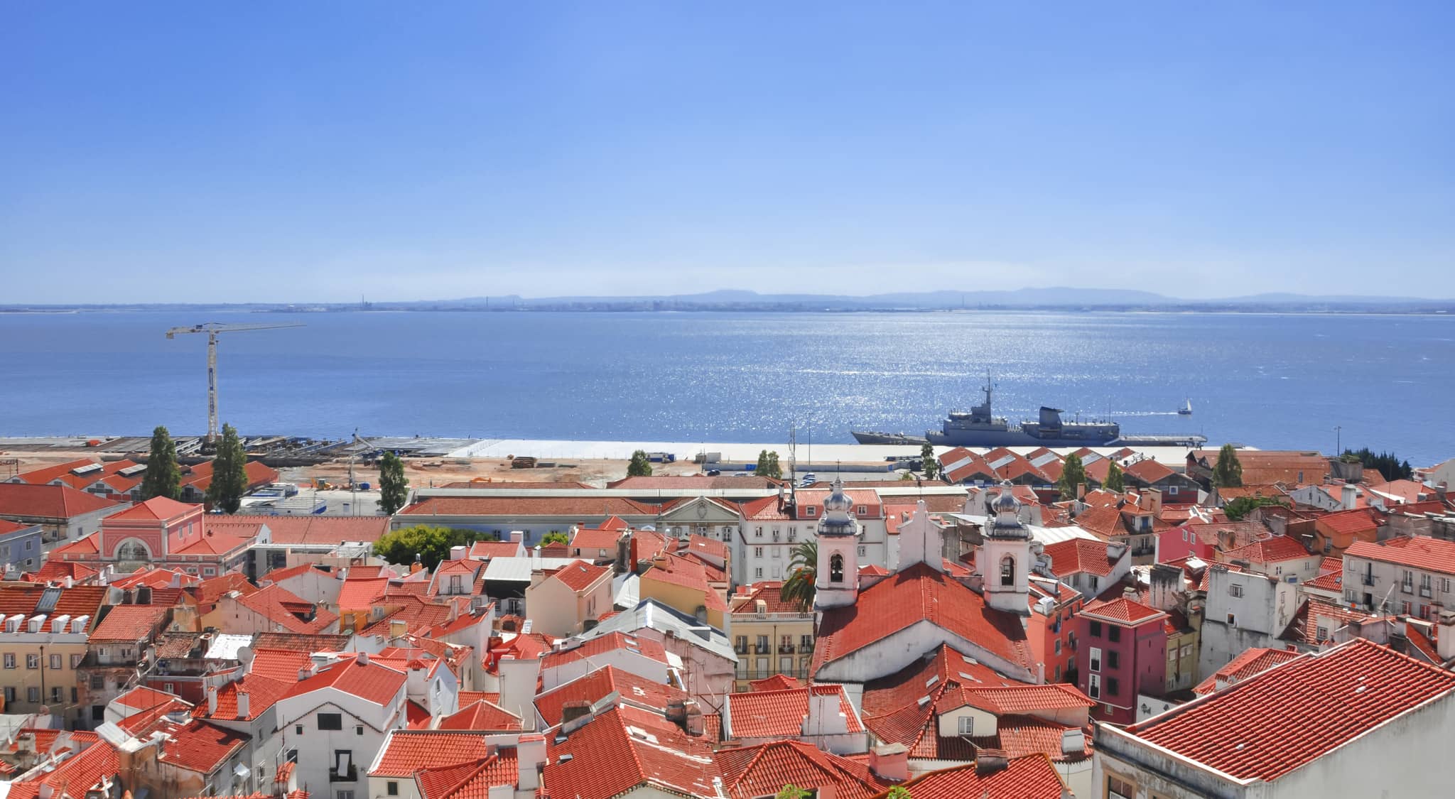 Panoramic Tagus River Views