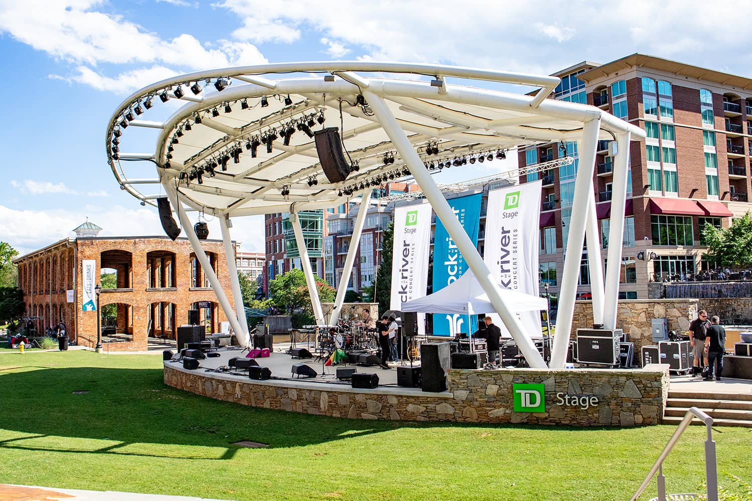 Concerts & Live Music