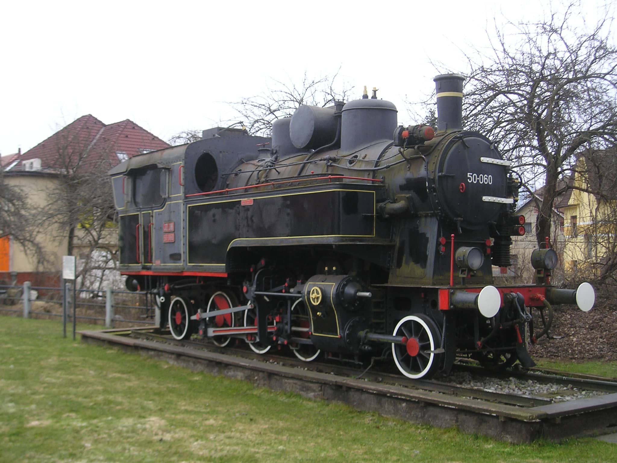 Outdoor Train Exhibits