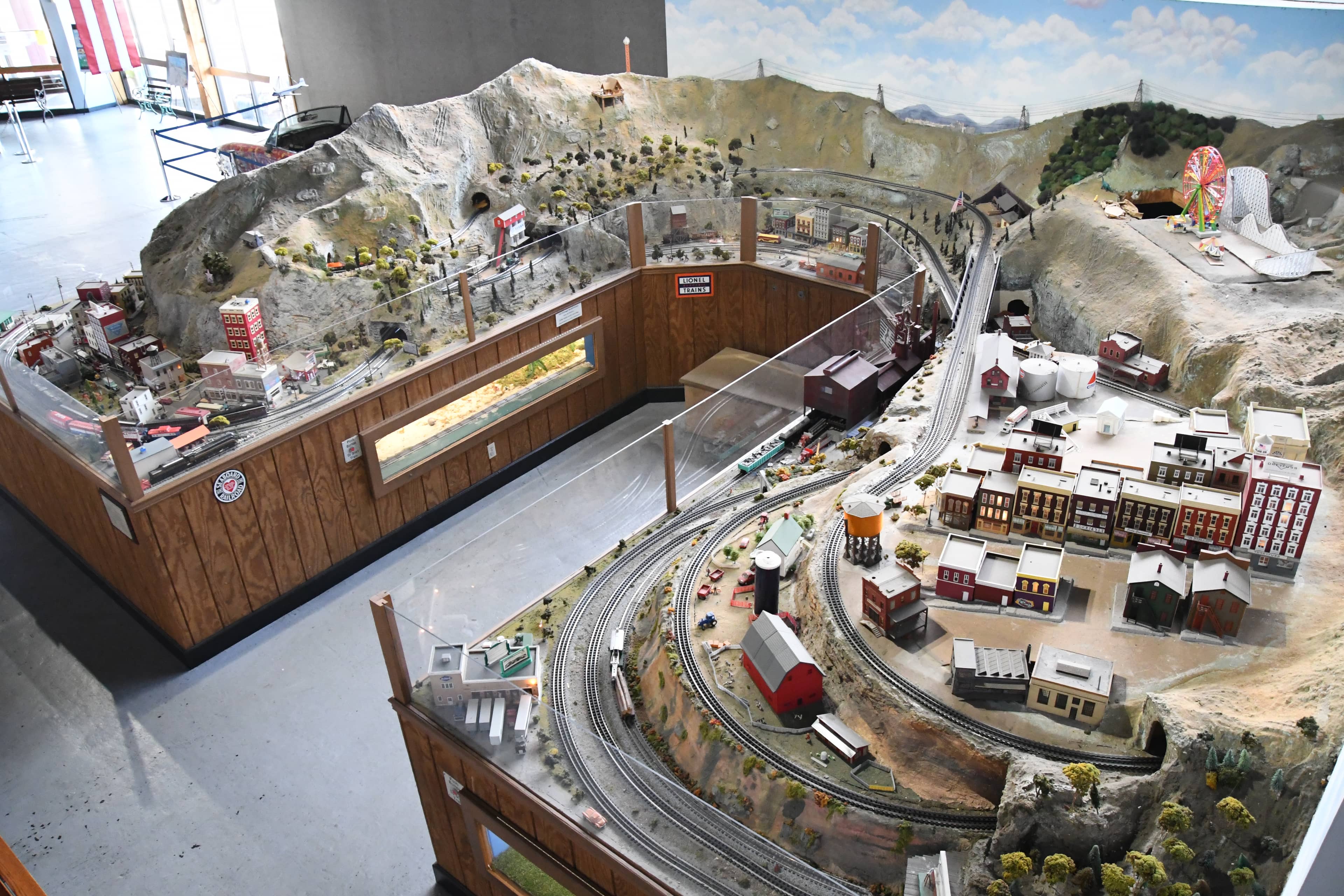 Running Model Railroads