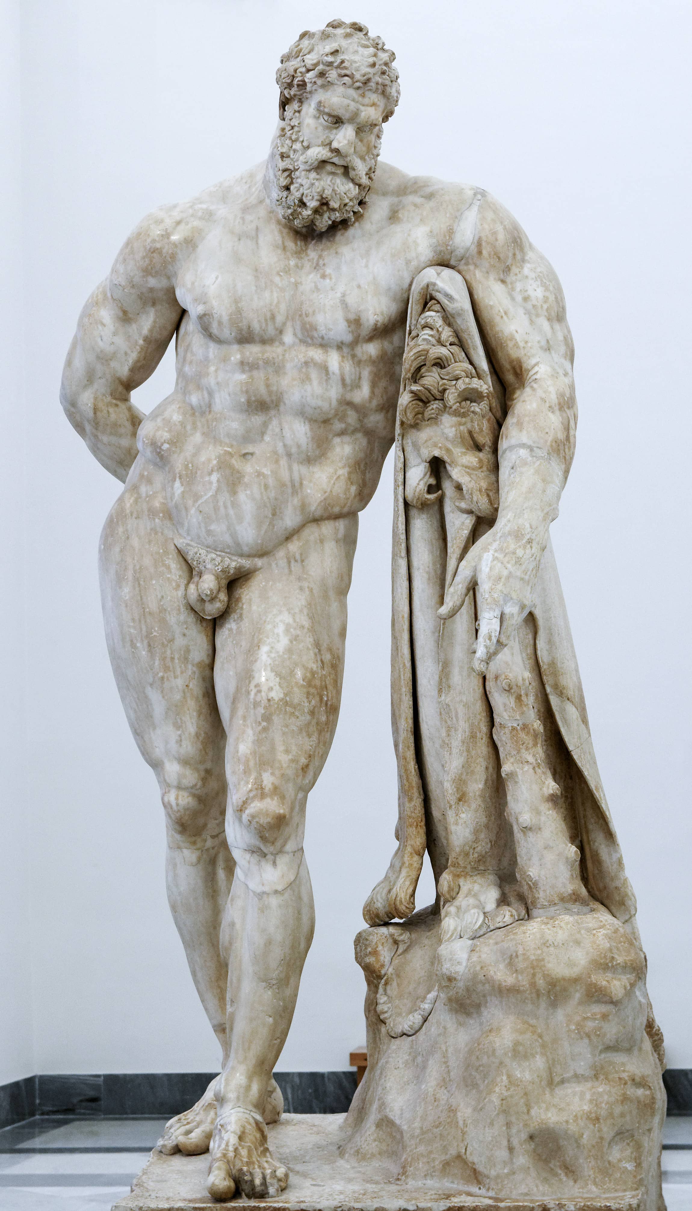Statues of Hercules