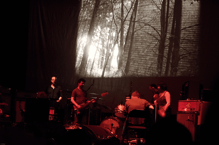 Live Music & Atmosphere