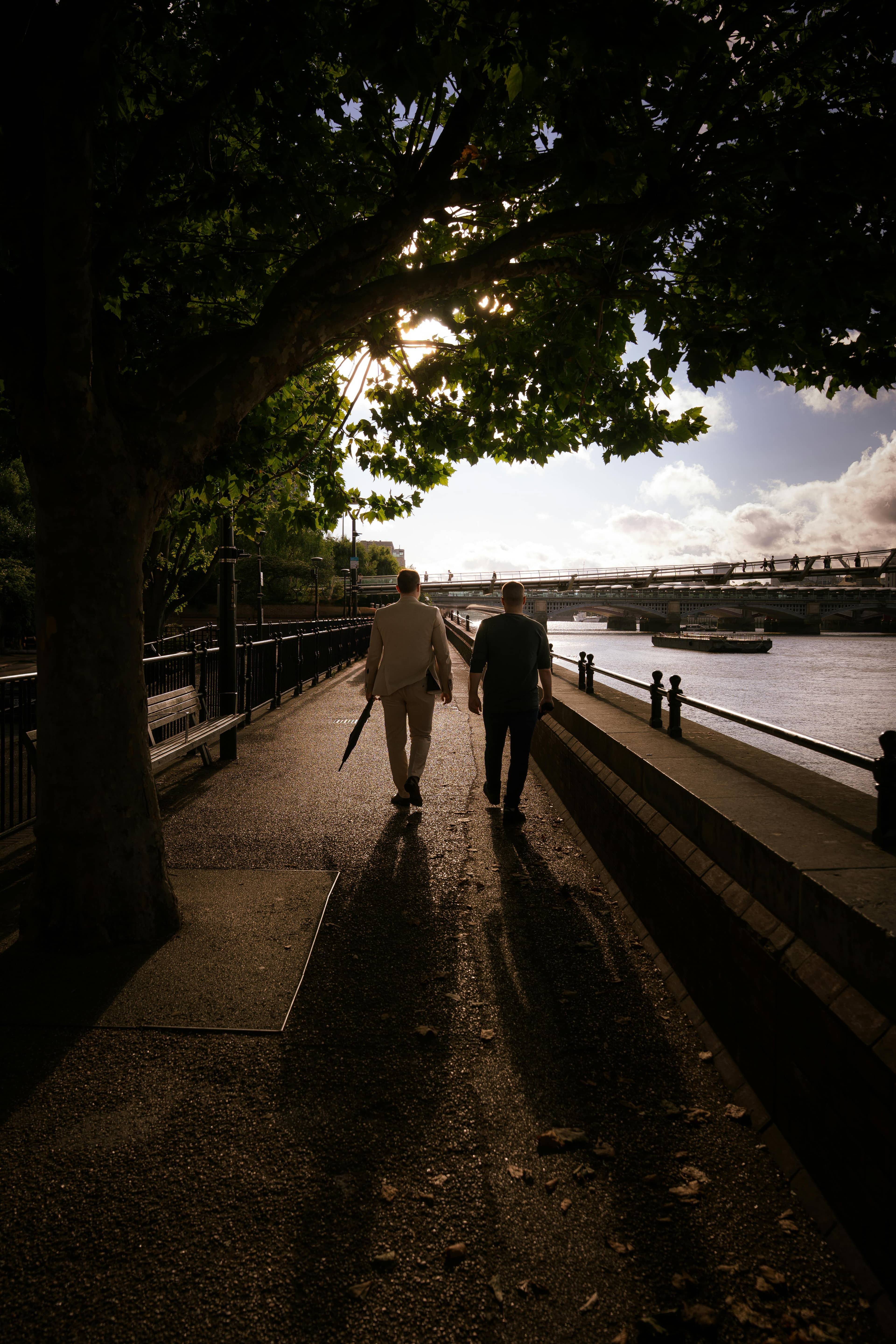 Thames Path Exploration