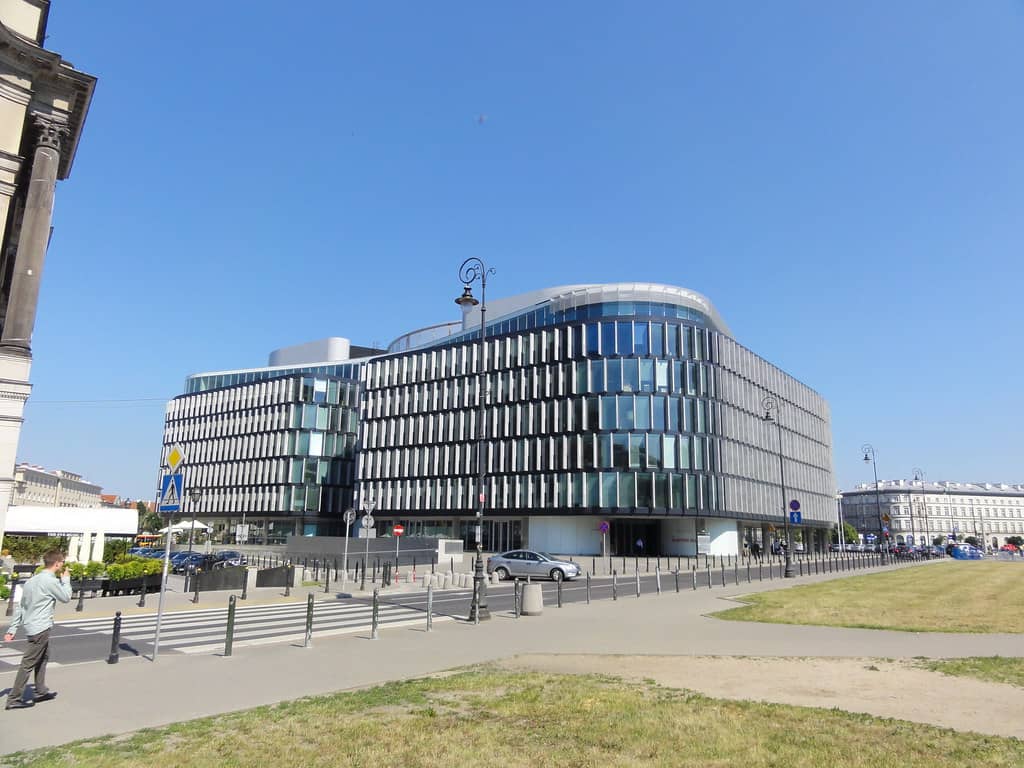 Chic Boutiques and Architecture