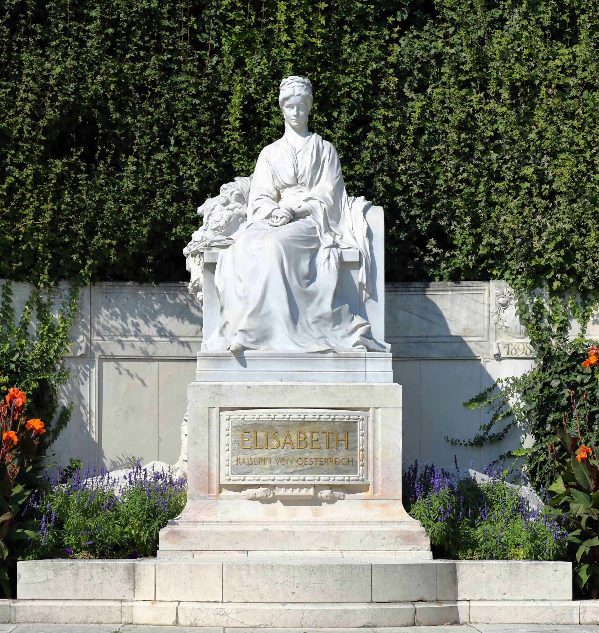 Sisi Monument