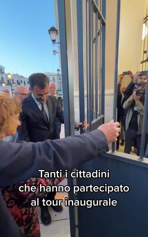 Social content