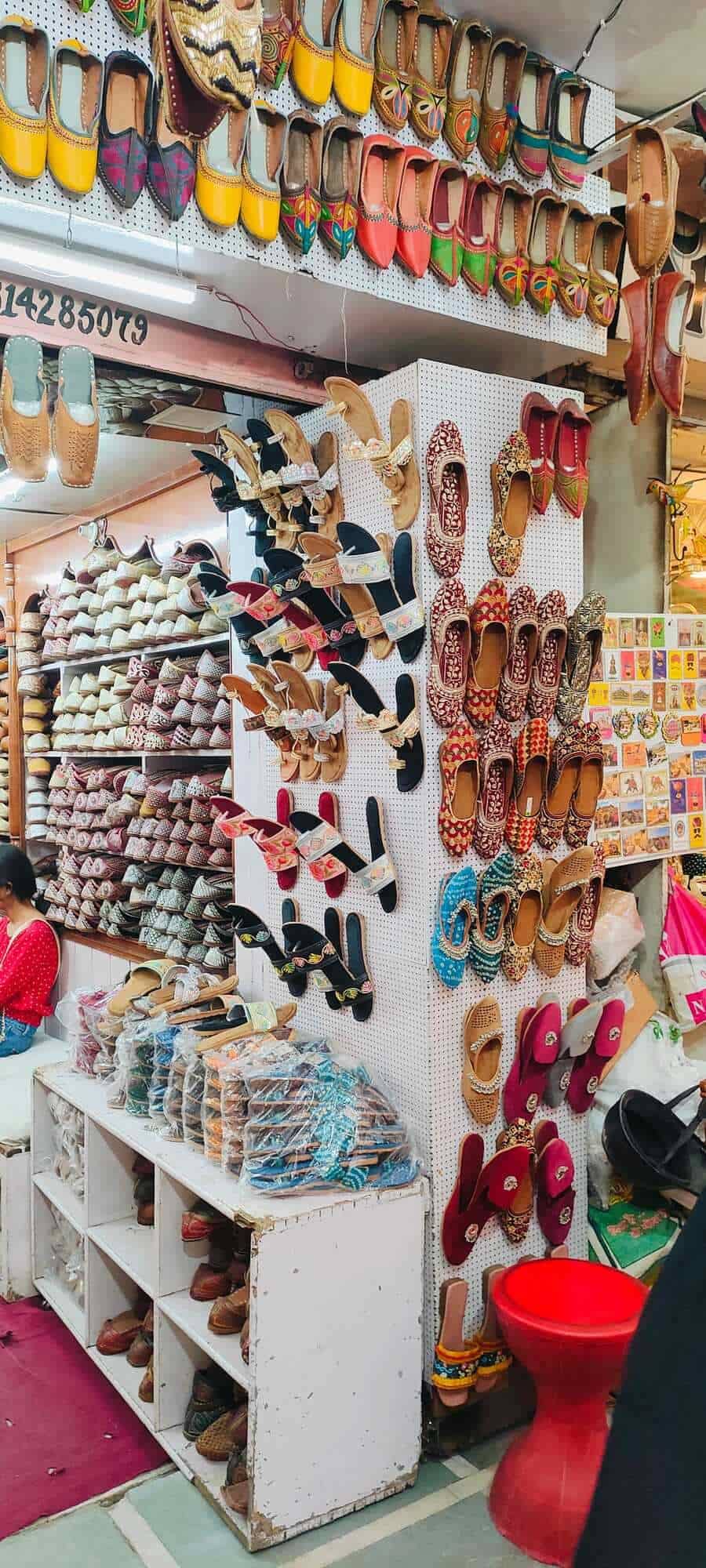 Traditional Mojari Footwear