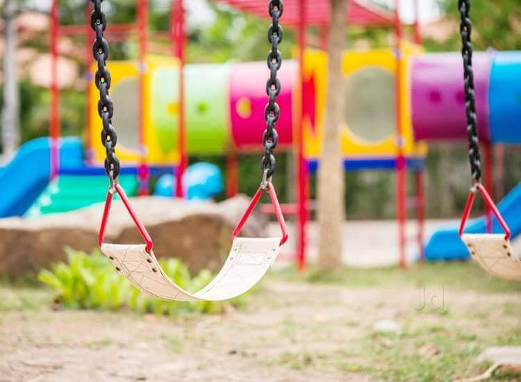 Tikona Park
