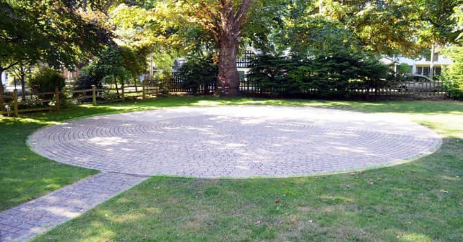 Labyrinth on the Lawn