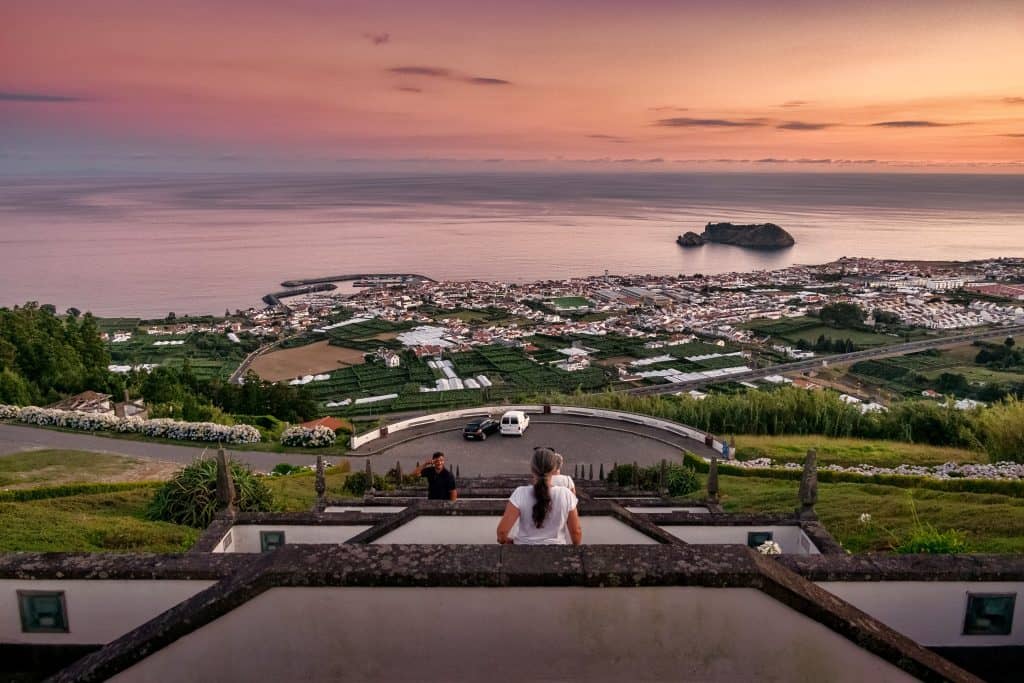 Panoramic Ocean Vistas