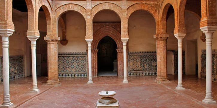 Tranquil Courtyards and Gardens