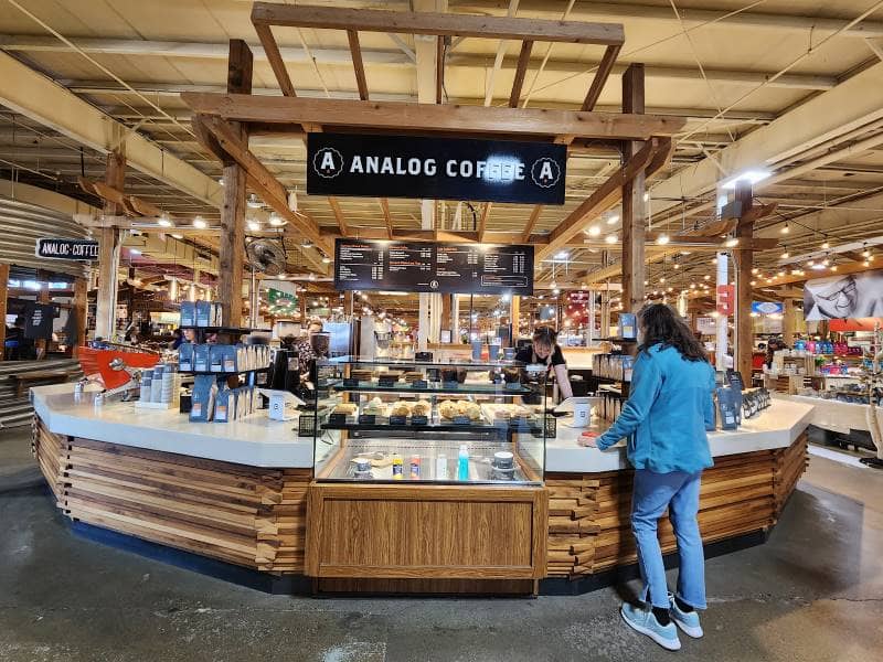 Diverse Food Court