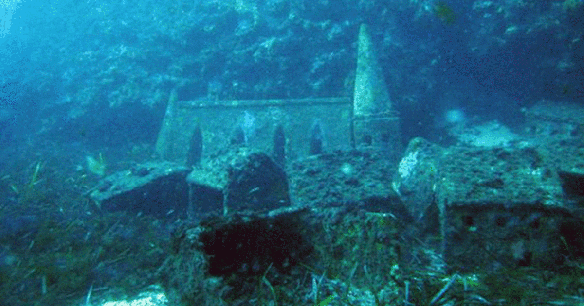 Underwater Ghost Town
