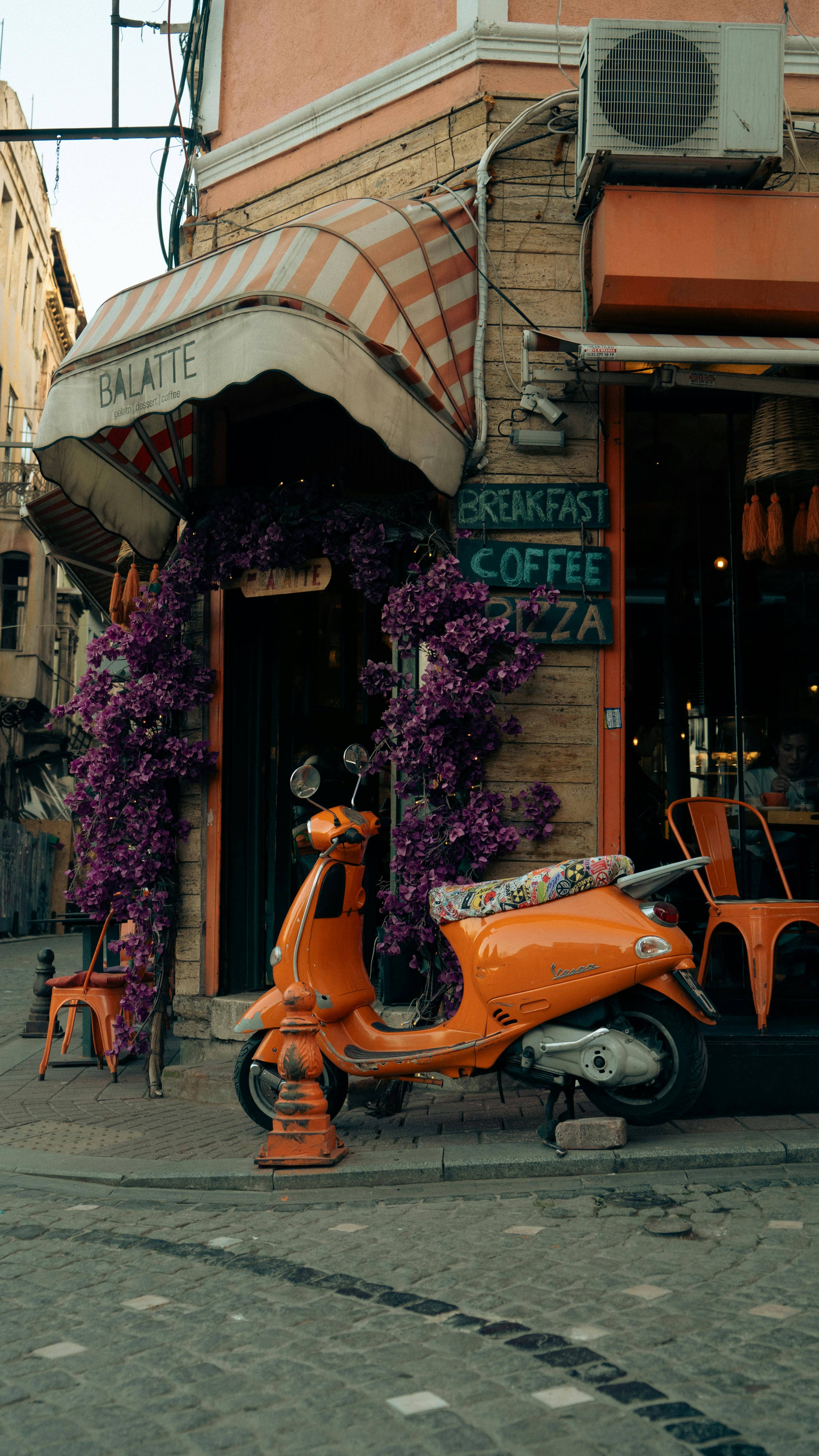 Balat's Bohemian Cafes