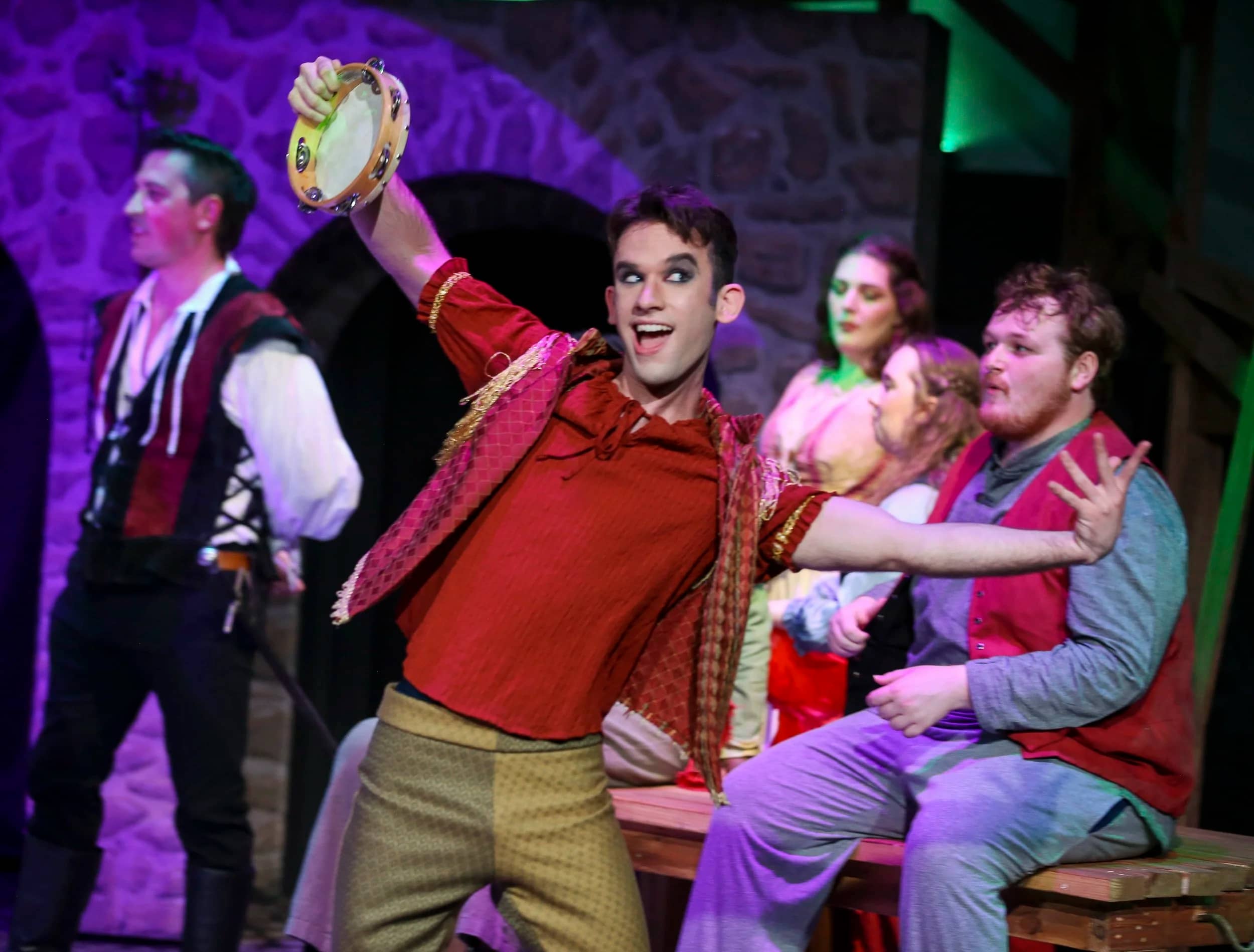 Themed Holiday Shows