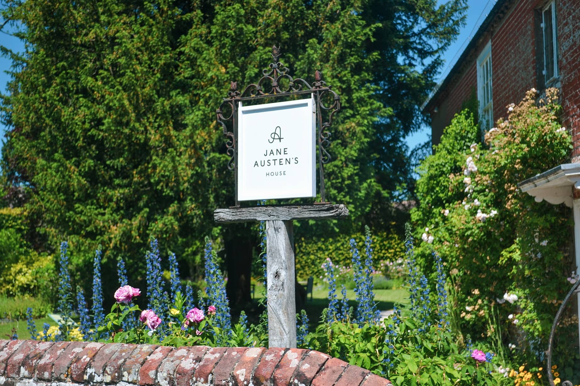 The Chawton Cottage Garden