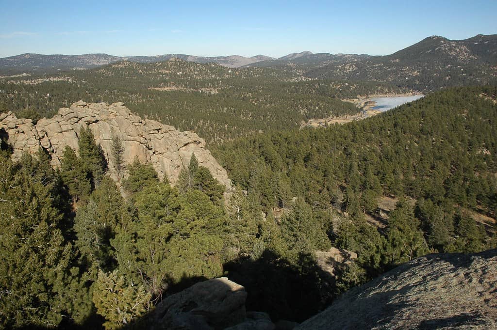 Scenic Lakeside Trail