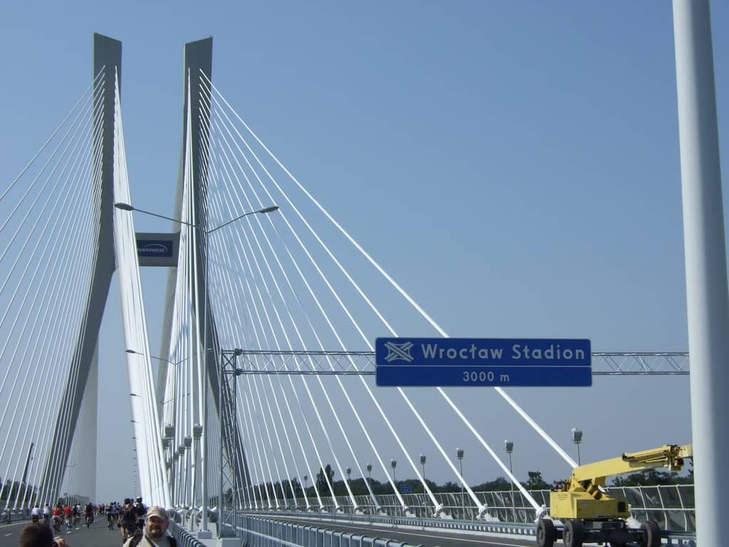 Iconic Bridge Architecture