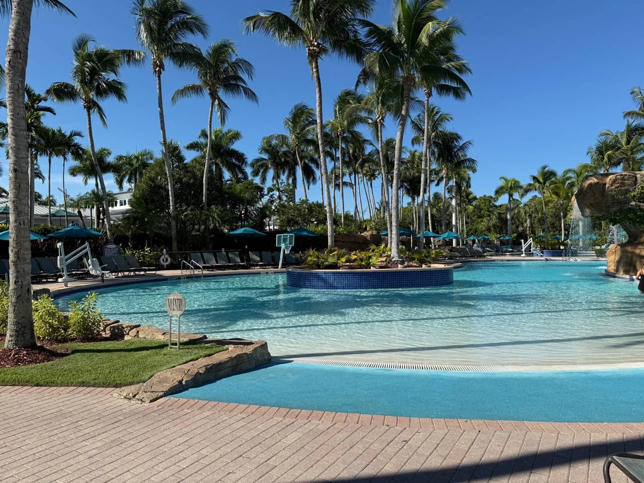 Beachfront Pools