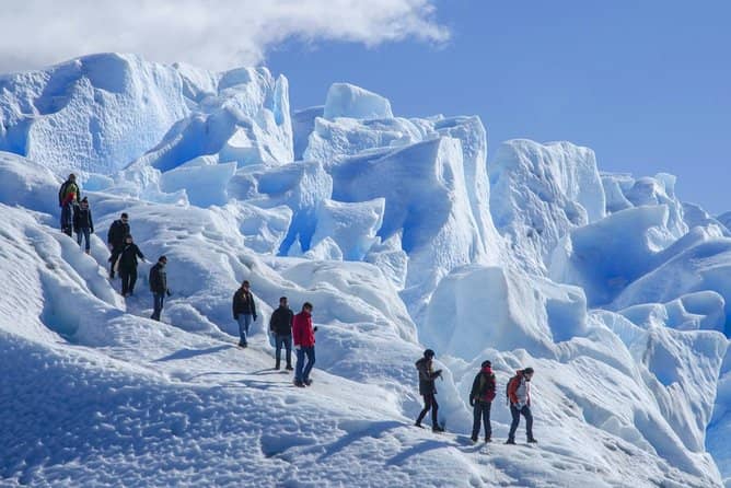 Minitrekking on the Glacier