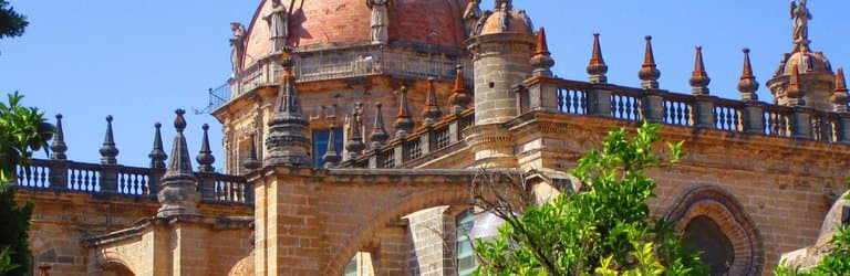 Ci avviciniamo alla cattedrale