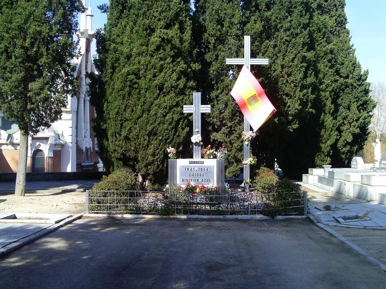 Tomb of Antonio Flores