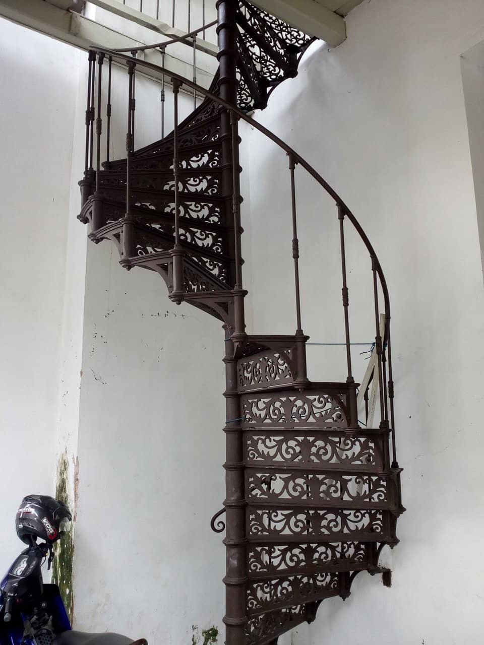 Vertical photo