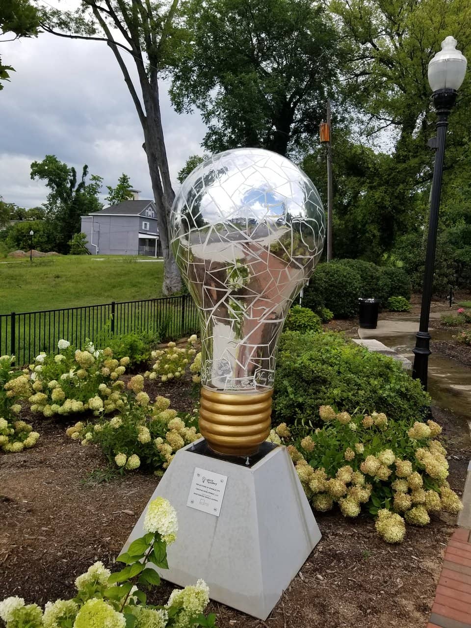 Downtown Deli & Donuts