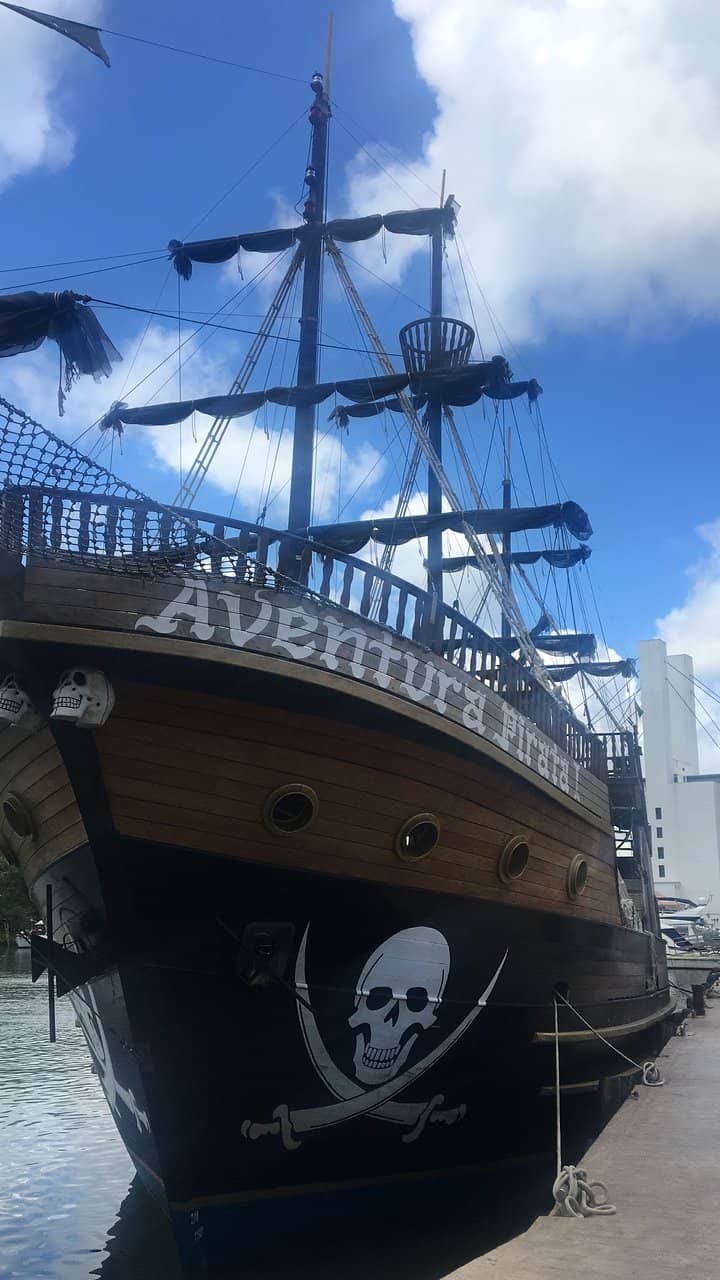 Praia de Laranjeiras Stop