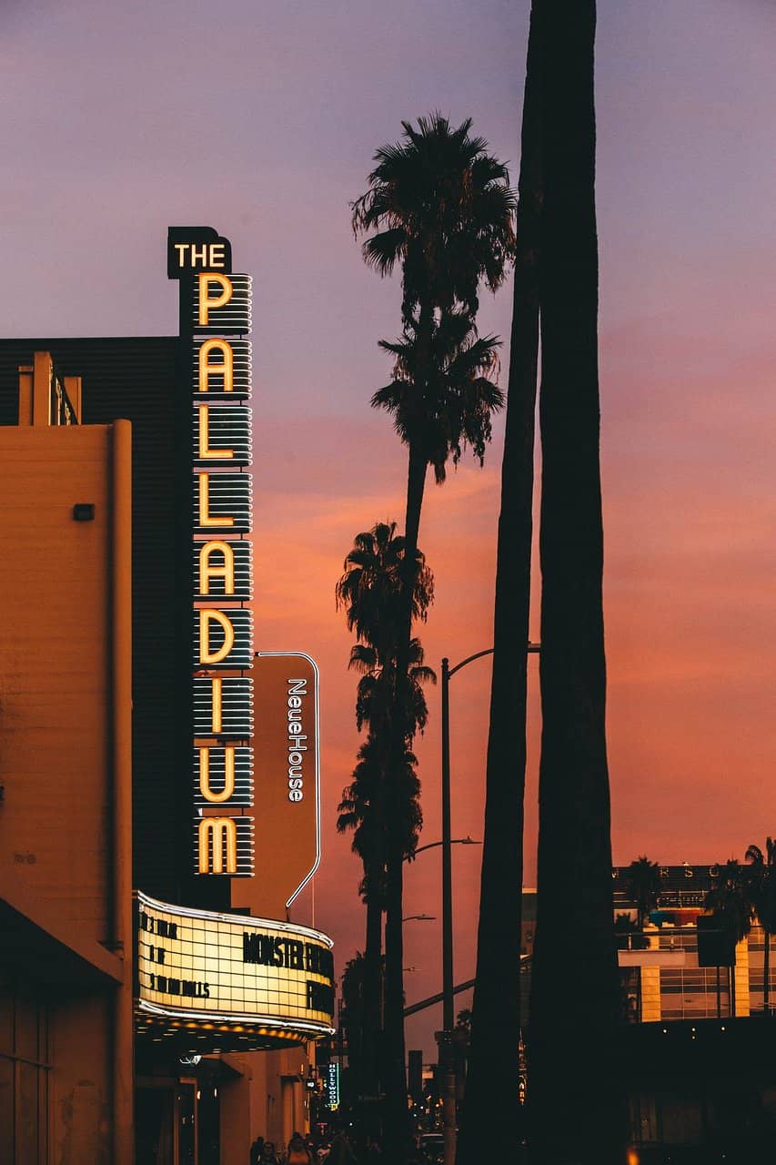 Intimate Concert Atmosphere