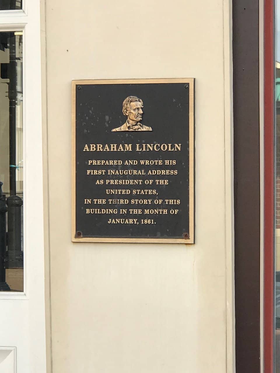 Proximity to State Capitol