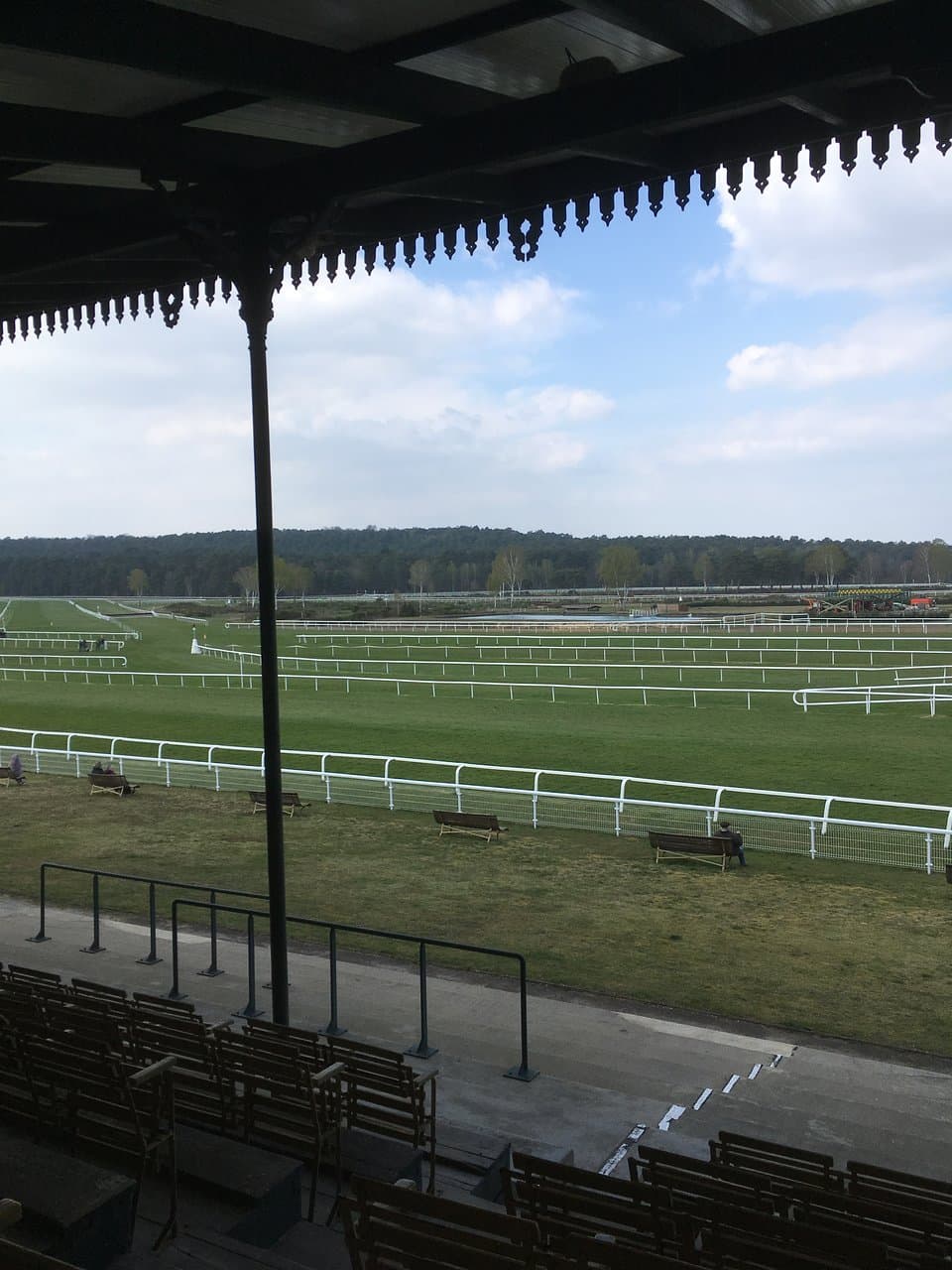 depuis les tribunes