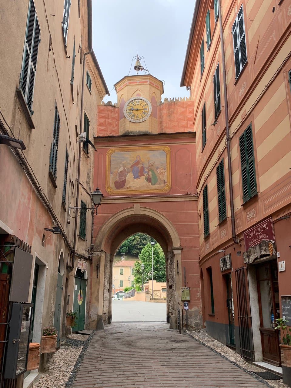 Porta Mezzaluna Finalborgo
